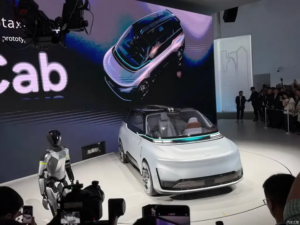 Geely показал роботакси Eva Cab: нативный прототип без руля готовят к коммерческому запуску в 2027 году