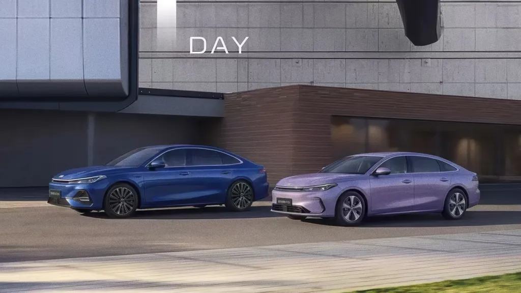 Geely Galaxy A7 обновился: электроседан на 550 км и PHEV с расходом 2,22 л/100 км