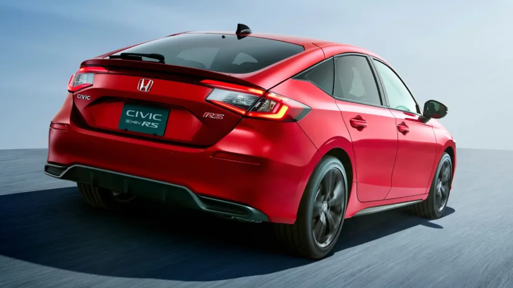 Honda Civic e:HEV RS стартовал в Японии: гибрид на 181 л.с., Prelude S+ Shift и более жесткое шасси