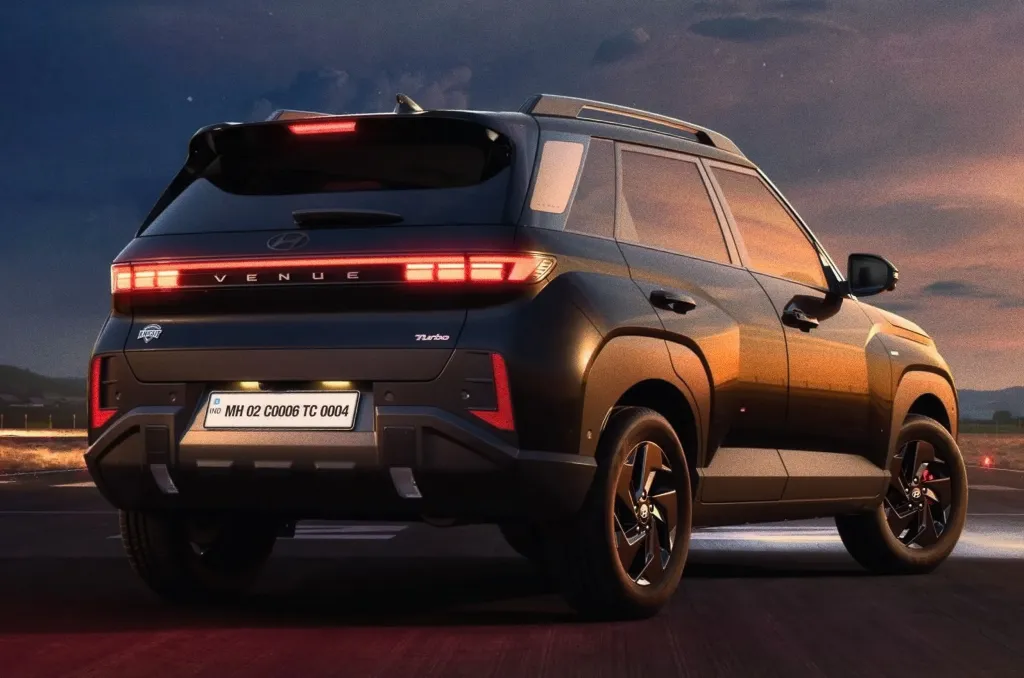 Hyundai Venue Knight Edition: индийский кроссовер второго поколения дешевле американского Venue почти вдвое