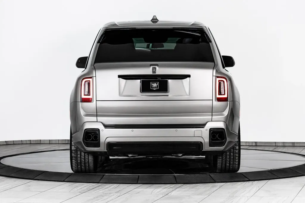 Inkas представила бронированный Rolls-Royce Cullinan: защита от пуль 7,62 мм и двух одновременных взрывов гранаты