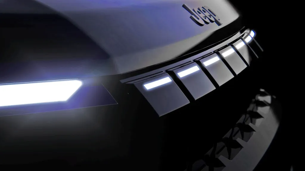 Jeep показал тизер обновленного Avenger: кроссовер получит новую решетку и, вероятно, выйдет в Южную Америку