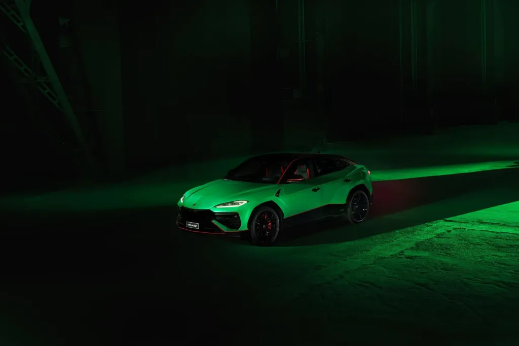 Lamborghini Urus SE Tettonero Capsule: 789 л.с., 630 экземпляров и самый настраиваемый Urus