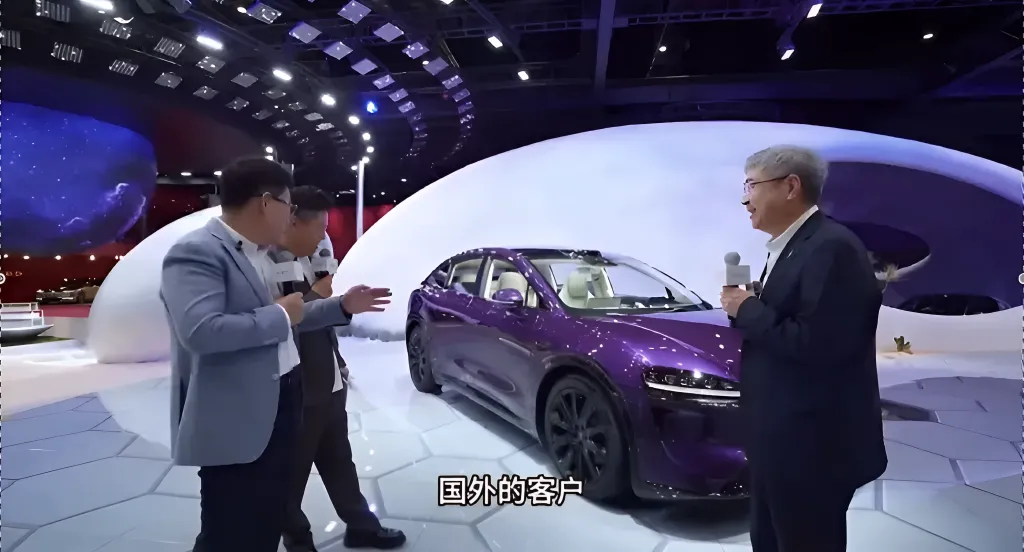 Luxeed R7 готовят к первому экспорту HIMA: Chery подтвердила переговоры с зарубежными дилерскими группами