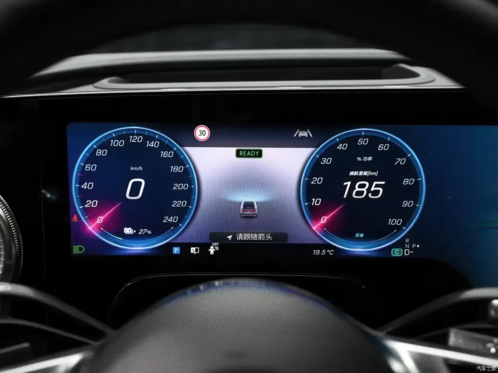 Mercedes-Benz GLC L EV: удлиненный китайский кроссовер получил S-Class-подвеску и 260 км за 10 минут