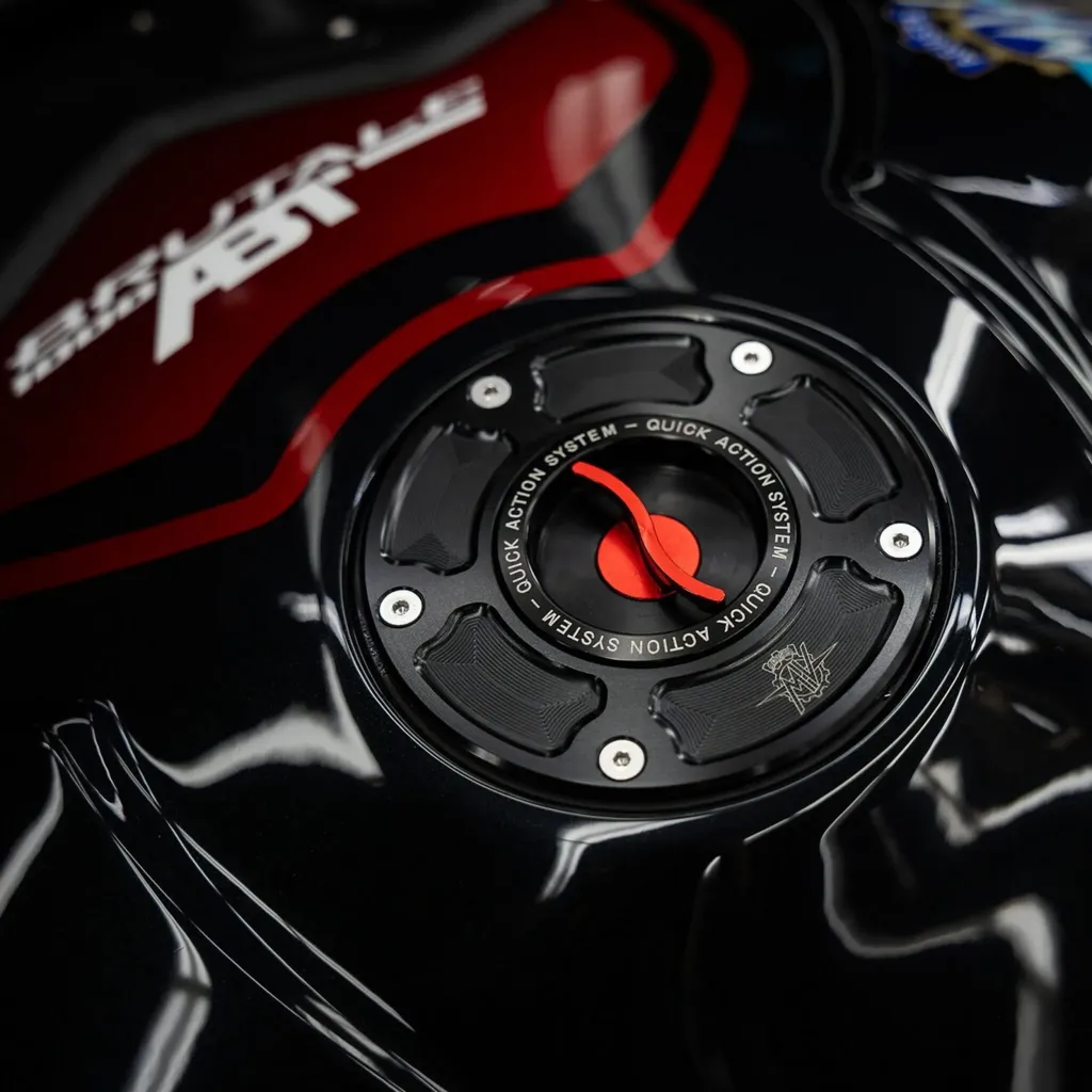 MV Agusta Brutale 1000 ABT выйдет тиражом 130 штук с карбоном, 199 л.с. и трековым пакетом на 205 л.с.