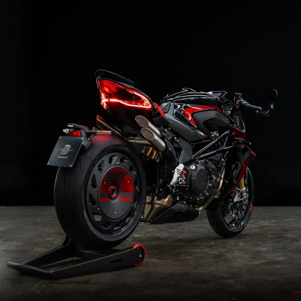 MV Agusta Brutale 1000 ABT выйдет тиражом 130 штук с карбоном, 199 л.с. и трековым пакетом на 205 л.с.