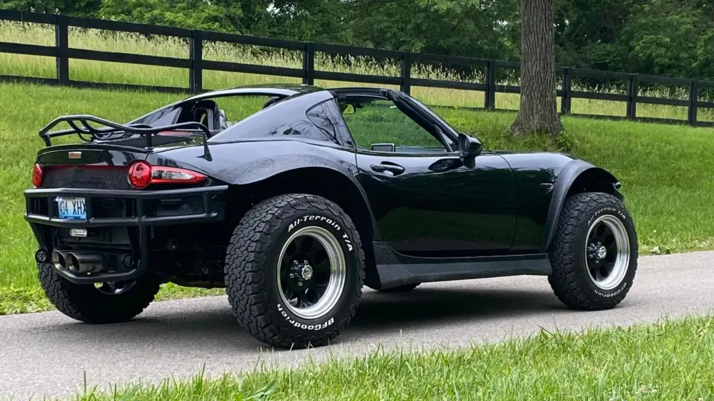 Paco Motorsports сделала внедорожные Mazda MX-5 ND с FOX-подвеской, стальными расширителями и Abarth-дифференциалом