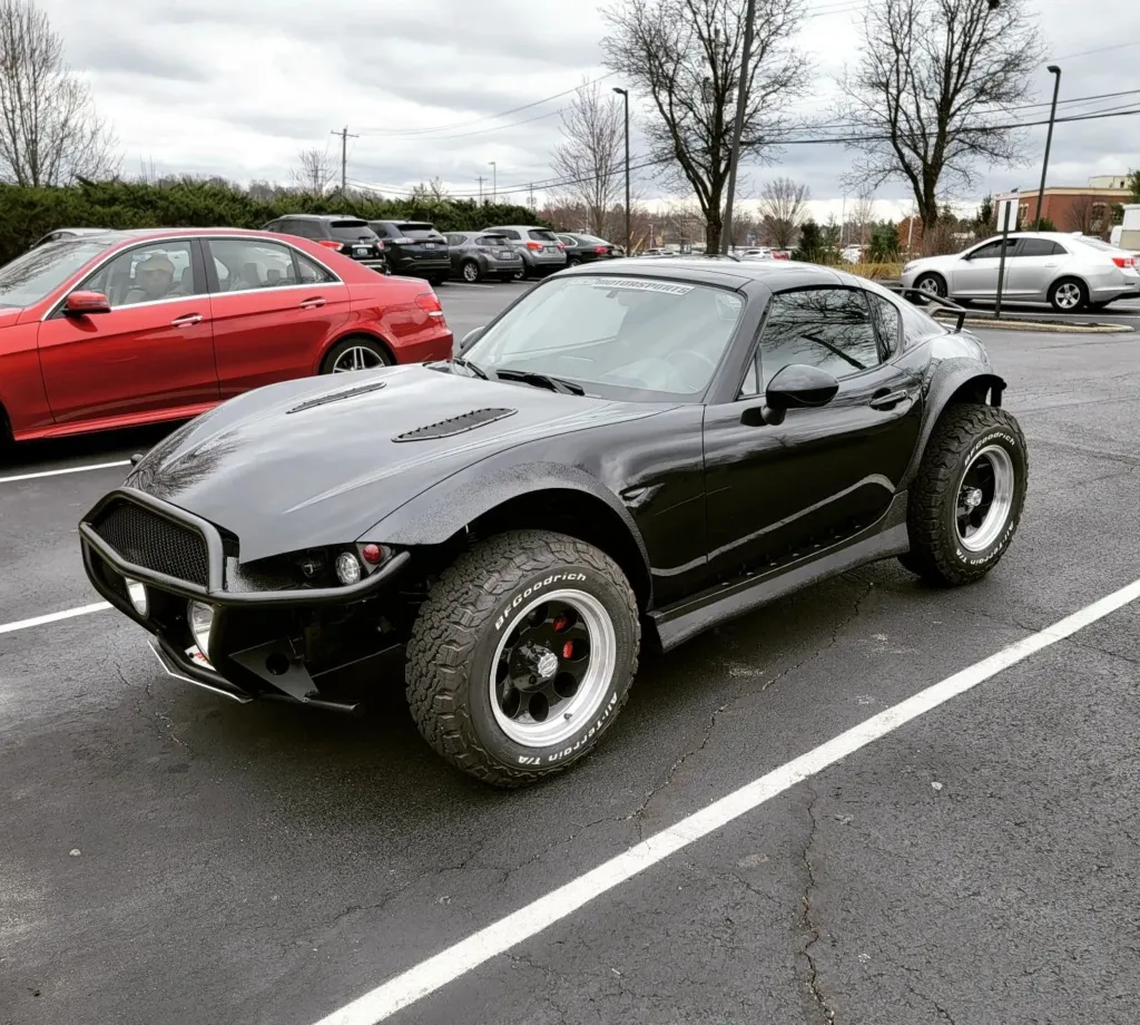 Paco Motorsports сделала внедорожные Mazda MX-5 ND с FOX-подвеской, стальными расширителями и Abarth-дифференциалом