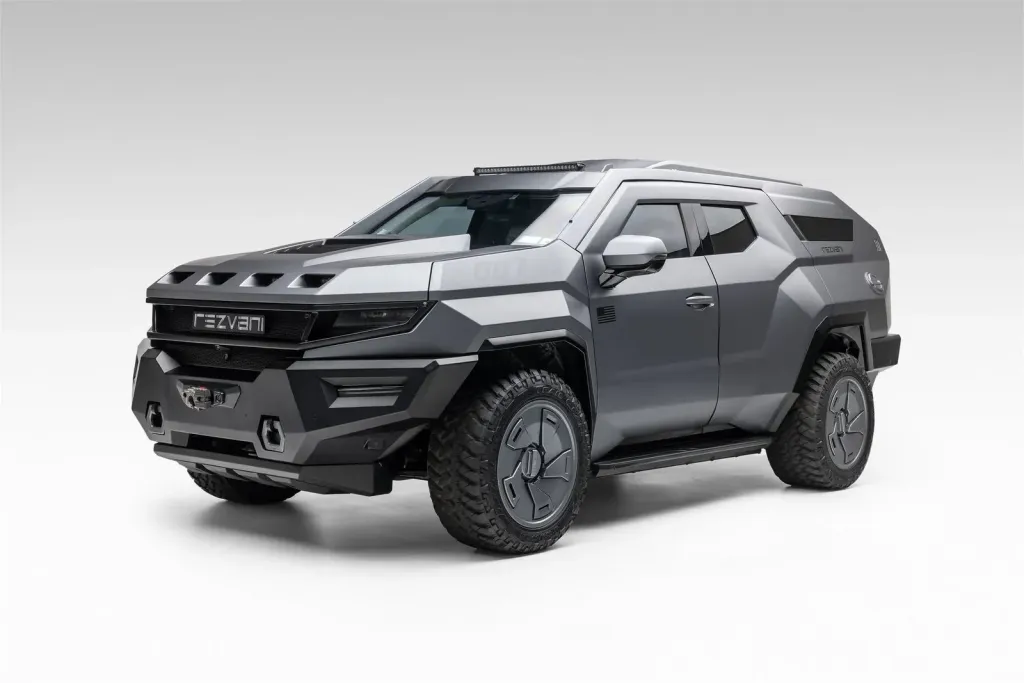 Rezvani показала седьмой Vengeance: бронированный Cadillac Escalade со стилем sci-fi и салоном как у бизнес-джета