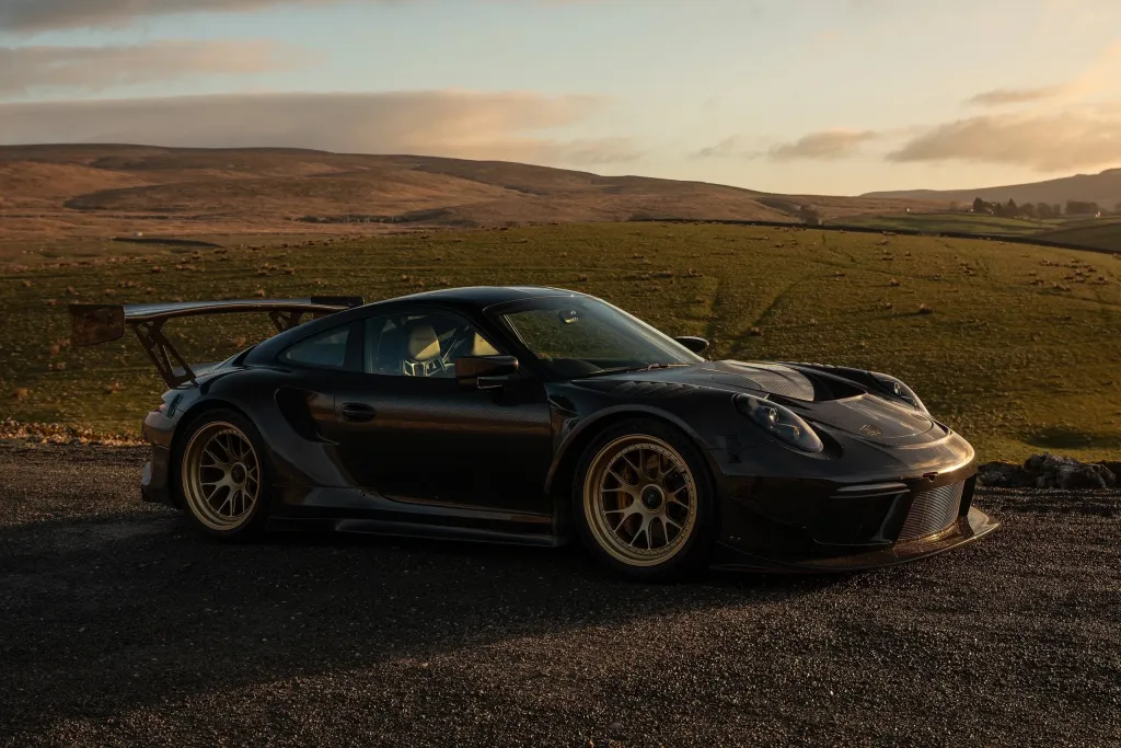 Talos 911 RT получил карбоновый widebody, 540 л.с. и цену от 850 000 фунтов без донорского Porsche