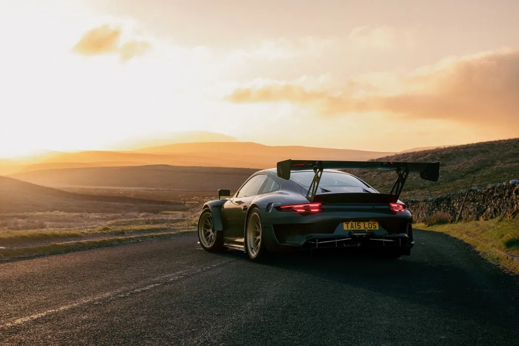 Talos 911 RT получил карбоновый widebody, 540 л.с. и цену от 850 000 фунтов без донорского Porsche