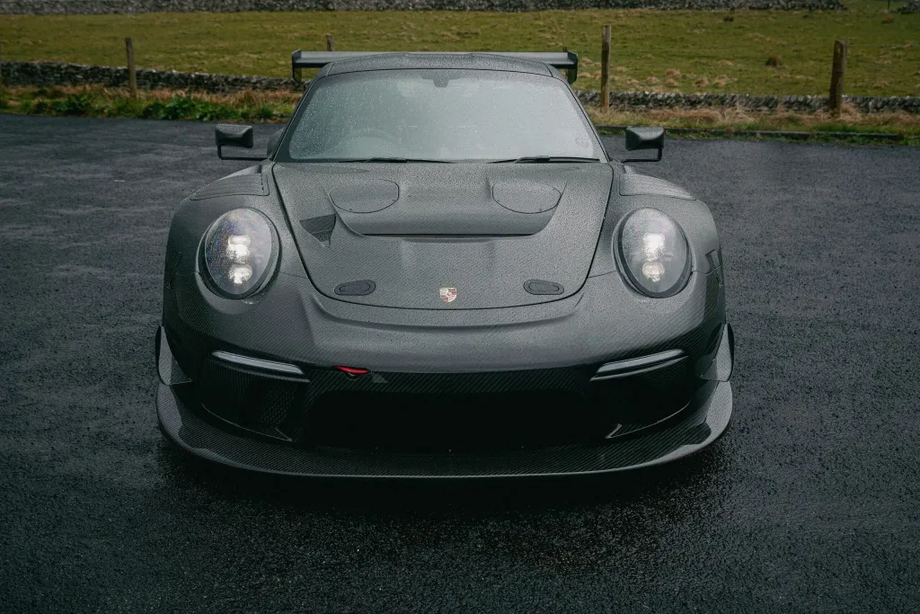 Talos 911 RT получил карбоновый widebody, 540 л.с. и цену от 850 000 фунтов без донорского Porsche