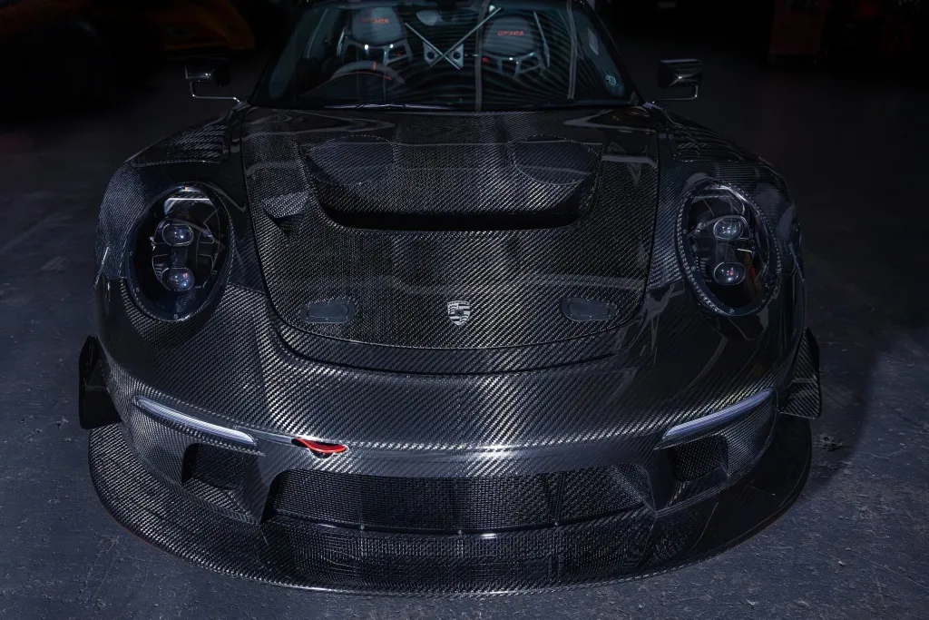 Talos 911 RT получил карбоновый widebody, 540 л.с. и цену от 850 000 фунтов без донорского Porsche