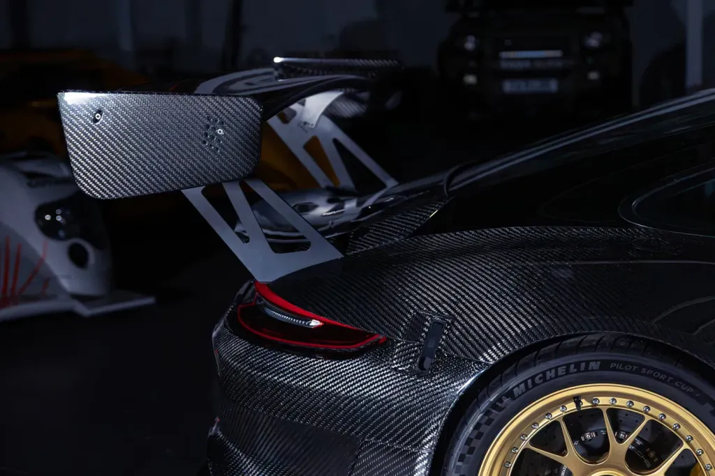 Talos 911 RT получил карбоновый widebody, 540 л.с. и цену от 850 000 фунтов без донорского Porsche