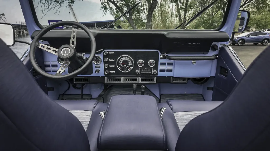 Vigilante Jeep Scrambler: алюминиевый кузов, 6,4-литровый Hemi V8, Dana 44/60 и девять месяцев ожидания