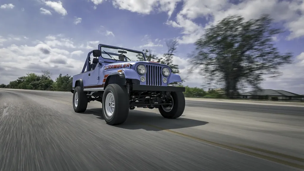 Vigilante Jeep Scrambler: алюминиевый кузов, 6,4-литровый Hemi V8, Dana 44/60 и девять месяцев ожидания