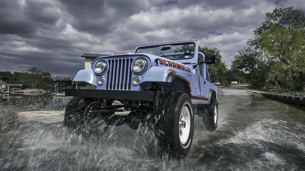 Vigilante Jeep Scrambler: алюминиевый кузов, 6,4-литровый Hemi V8, Dana 44/60 и девять месяцев ожидания