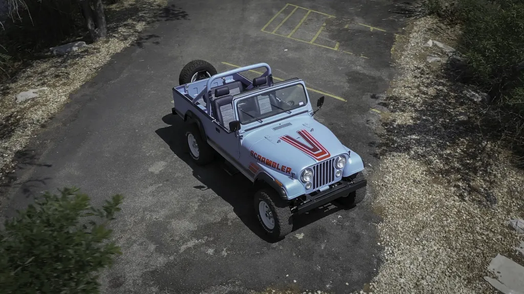 Vigilante Jeep Scrambler: алюминиевый кузов, 6,4-литровый Hemi V8, Dana 44/60 и девять месяцев ожидания