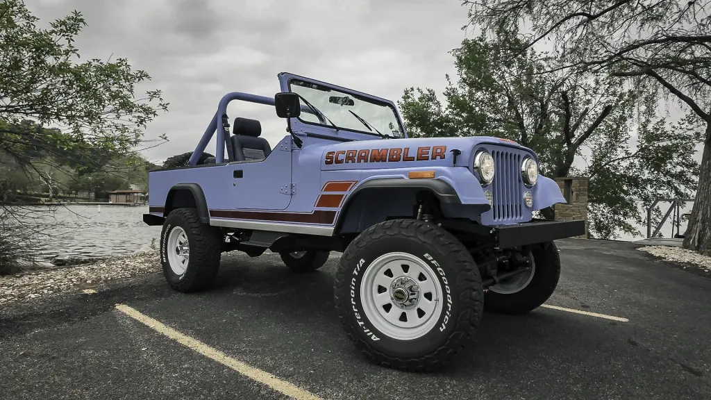 Vigilante Jeep Scrambler: алюминиевый кузов, 6,4-литровый Hemi V8, Dana 44/60 и девять месяцев ожидания