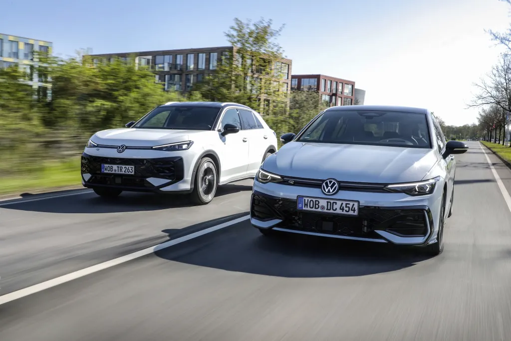 Volkswagen представил полный гибрид для Golf и T-Roc: EV-режим до 60 км/ч и запуск в конце 2026 года