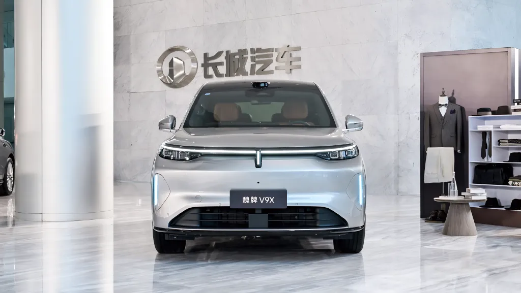 Wey V9X стартовал в Китае с ценой от 349 800 юаней и тремя PHEV-версиями