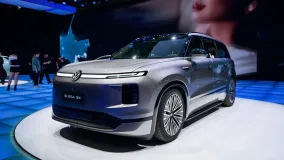 Volkswagen ID. Era 9X стартовал в Китае: 510 л.с., до 406 км на электротяге и шесть мест