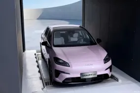GAC Aion запустила RT Super: седан получил 99-секундную замену батареи CATL и стартовую цену 88 800 юаней
