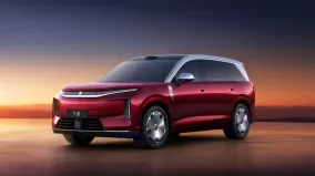 BYD Great Tang выйдет в Китае в мае: флагманский SUV получит до 950 км хода, пневмоподвеску и подруливание задних колес
