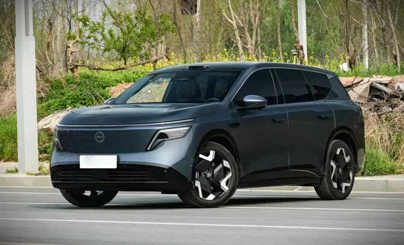 Nissan NX8 вышел на рынок Китая с BEV и EREV-версиями, запасом до 1450 км и ценой от 149 900 юаней