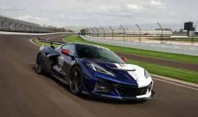 Chevrolet Corvette ZR1X выведет пелотон Indy 500 с 1250 л.с. и окраской к 250-летию США