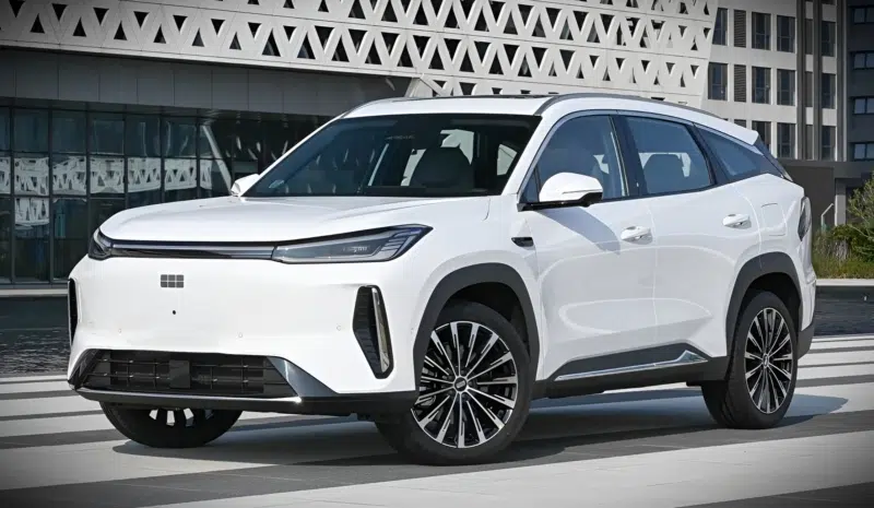 Geely Galaxy M7 откроет предпродажи 9 апреля: гибридный SUV обещает 225 км на электротяге