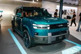 Fang Cheng Bao Ti7 EV Flash Charging Edition вышел в Китае с запасом хода до 755 км