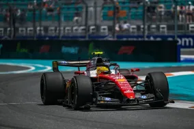 Глава FIA заявил, что моторы V8 вернутся в Формулу-1 в 2030 или 2031 году с минимальной электрификацией