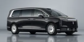 Maextro V800 появился в базе MIIT: 5,5 м длины, 3,2 т массы, EREV-схема и два электромотора на 390 кВт