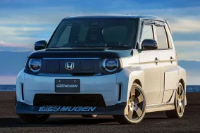 Honda Super-One от Mugen получил широкий обвес, карбон и Recaro без прибавки мощности