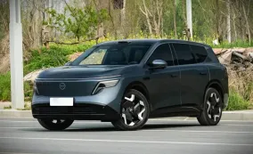 Nissan NX8 вышел на рынок Китая с BEV и EREV-версиями, запасом до 1450 км и ценой от 149 900 юаней