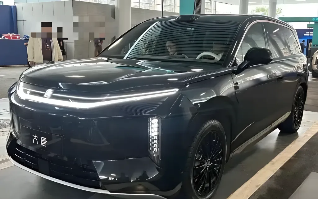 BYD Great Tang прибыл к дилерам в Китае: флагманский SUV готовят к предзаказу на Пекинском автосалоне
