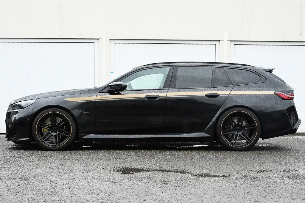 BMW M5 Touring от Manhart получил 897 л.с. и имя MH5 900E