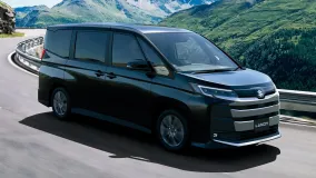 Suzuki Landy обновился в Японии: минивэн перешел на гибридную гамму, получил 8-местную версию и новый обвес