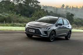 Chevrolet Onix Activ вернулся в линейку 2027 года: хэтчбек получил клиренс 201 мм и новые версии для Бразилии