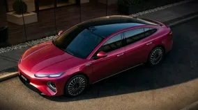 BYD Seal 08 собрал около 65 тысяч заказов за первые 30 часов и получил очередь на 2-3 месяца