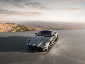 Aston Martin Vanquish 25 отметит 25-летие V12-флагмана тиражом 50 экземпляров