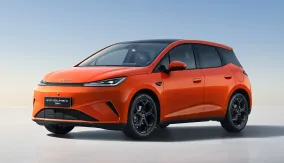 BYD Dolphin G DM-i: европейский хэтчбек с запасом хода 1000 км и поставками осенью 2026 года