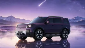 Freelander 8 раскрыл кокпит: панорамный 46,3-дюймовый экран 8K и новая цифровая архитектура