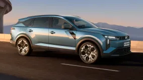 Dacia Striker раскрыт для Европы: 4,62 метра, багажник 600 л, два гибрида и цена ниже 25 000 евро