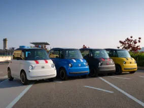Fiat вернул идею Multiplina и расширил семейство Topolino версиями Sport, Vilebrequin и концептом TRIS Dolcevita