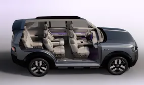 Freelander 8 раскрыл шестиместный салон: кресла нулевой гравитации и экран 46,3 дюйма