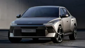 Hyundai Avante нового поколения показан в Корее: крупнее, острее и с гибридом на 155 л.с.