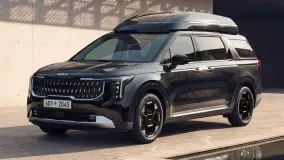 Kia Carnival High Roof получил крышу выше на 270 мм, девять мест и цену от 52,11 млн вон